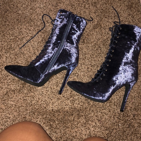 Super cute velvet blue purple booties mid calf - Picture 2 of 2